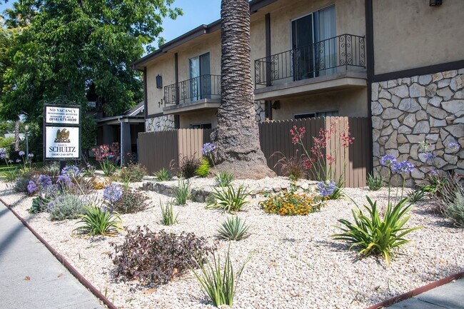 Interior Photo - mou734