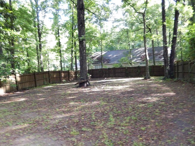 Building Photo - 3195 Huttersfield Cir