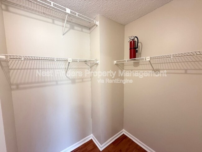 Building Photo - 11746 White Horse Rd