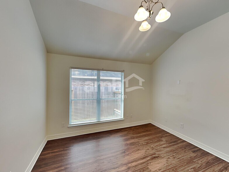 Building Photo - 19072 Hammer Ln