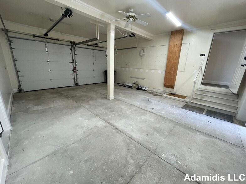 Building Photo - 30 Allandale St