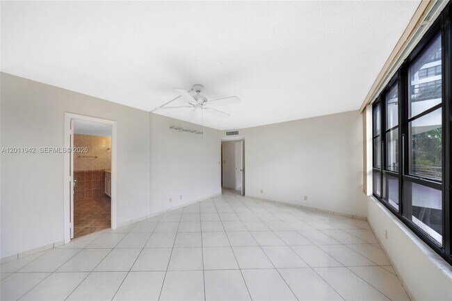 Building Photo - 600 Three Islands Boulevard