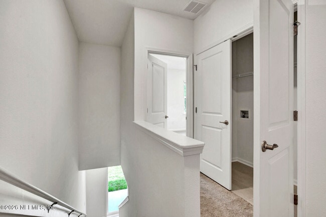 Building Photo - 73 Mellowood Ln