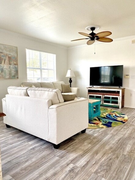 Building Photo - 1000 Villagio Cir