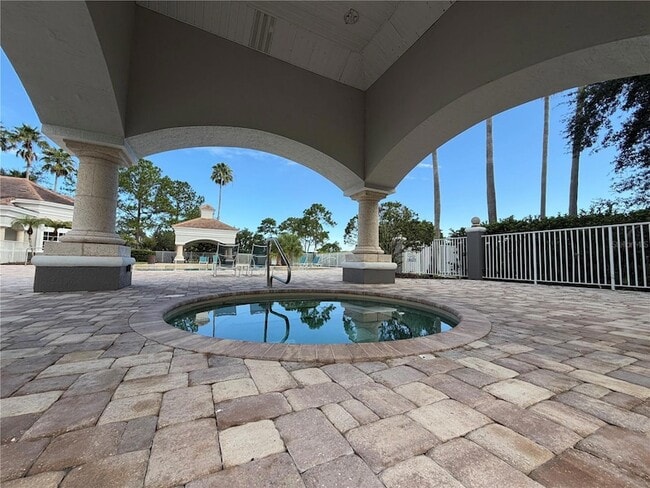Building Photo - 14037 Fairway Island Dr