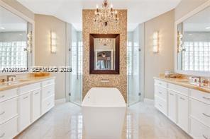 Building Photo - 1884 Classic Dr