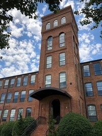 Building Photo - 400 Mills Ave