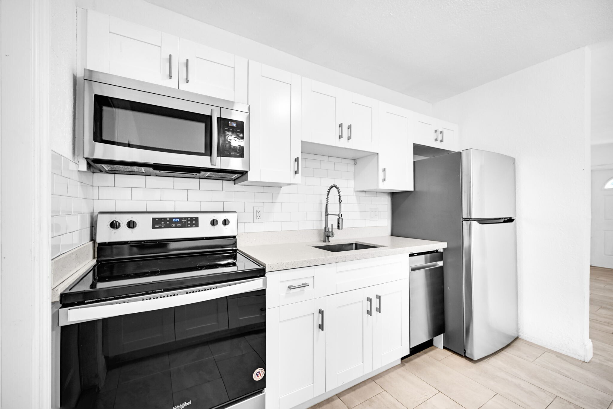 Building Photo - 1400 NW 2nd Ave