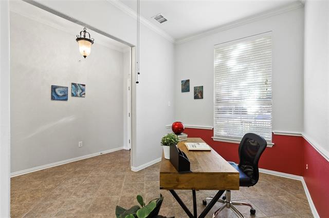 Building Photo - 11086 Mansfield Dr