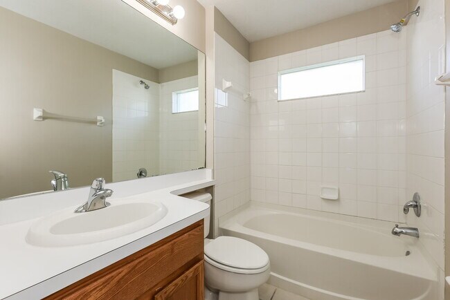 Building Photo - 11239 Lake Lanier Dr