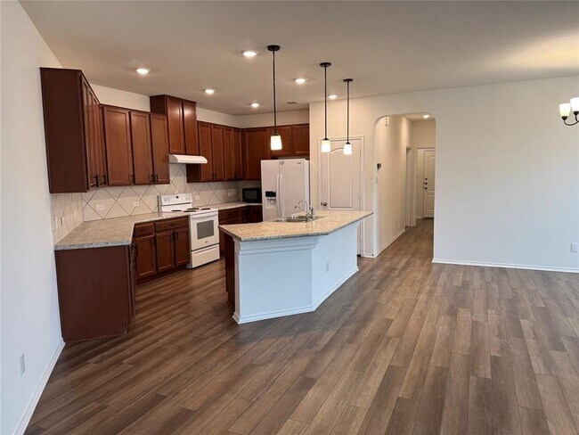 Building Photo - 14225 Silver Lace Ln