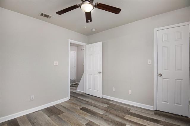 Building Photo - 4940 Flamingo Rd