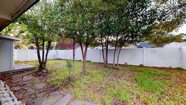 Building Photo - 15451 Marty Dr