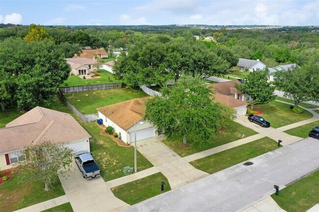 Building Photo - 886 Scenic View Cir