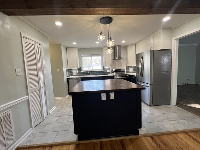 Building Photo - 424 Old Forge Ct