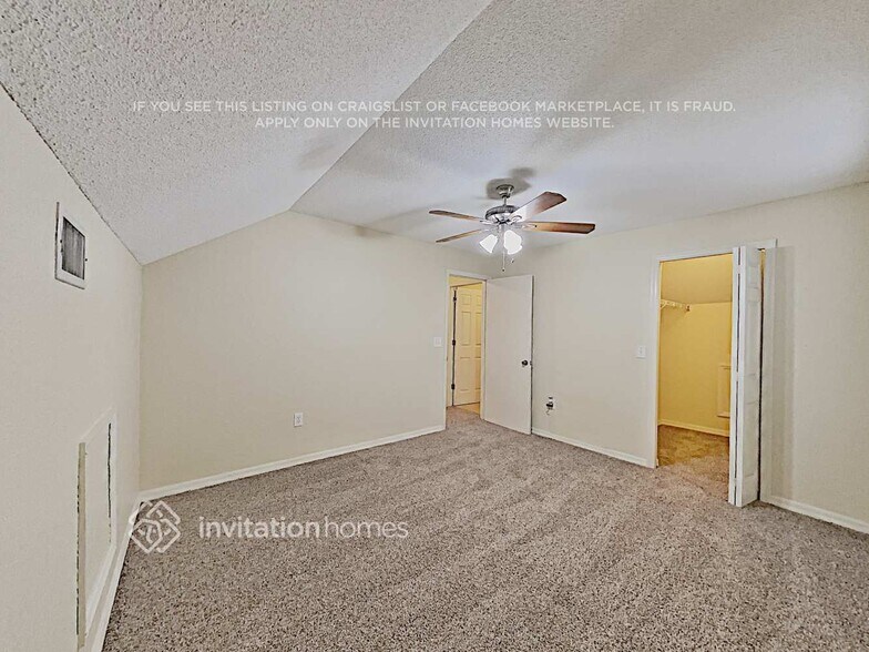 Building Photo - 1070 Forrest Dr