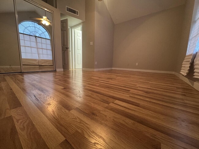 Building Photo - 2 Bed / 2.5 Bath Townhome in Chandler