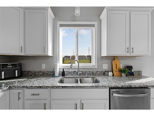 Building Photo - 2722 Jaber Ave NE