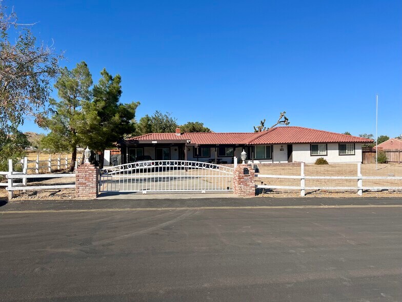 Building Photo - 16341 Jubilee Trail Ave