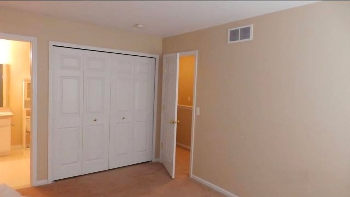 Building Photo - 9026 Newport Way