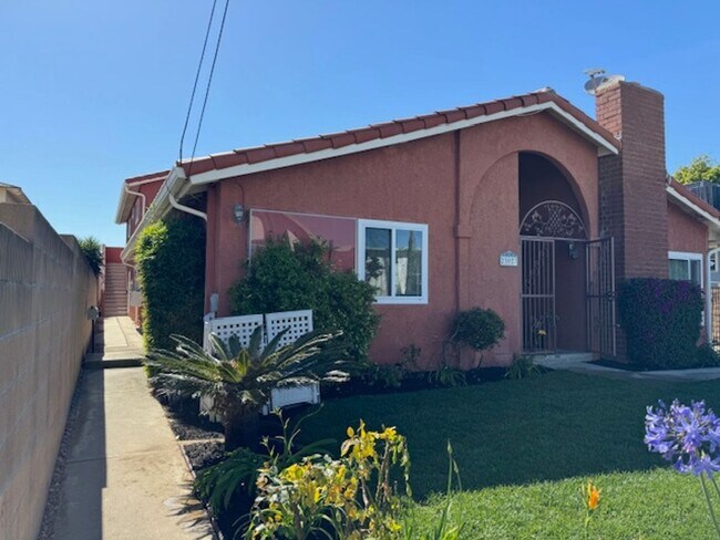 Primary Photo - 23027 Arlington Ave