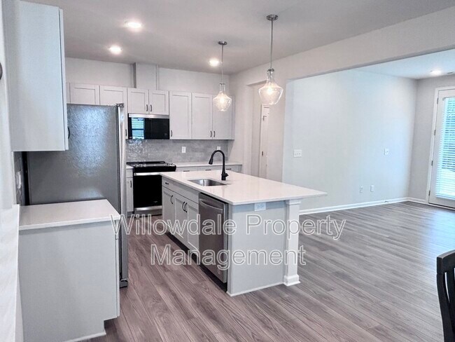 Building Photo - 175 Anise Ln