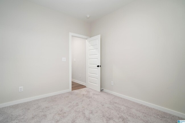 Building Photo - 1195 Windsor Sq