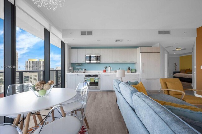 Building Photo - 55 SW 9th St