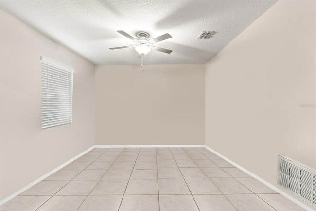 Building Photo - 194 Argyll Dr