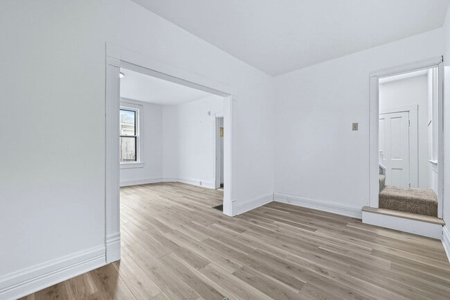 Building Photo - New THREE BED listing in Fort Wayne!