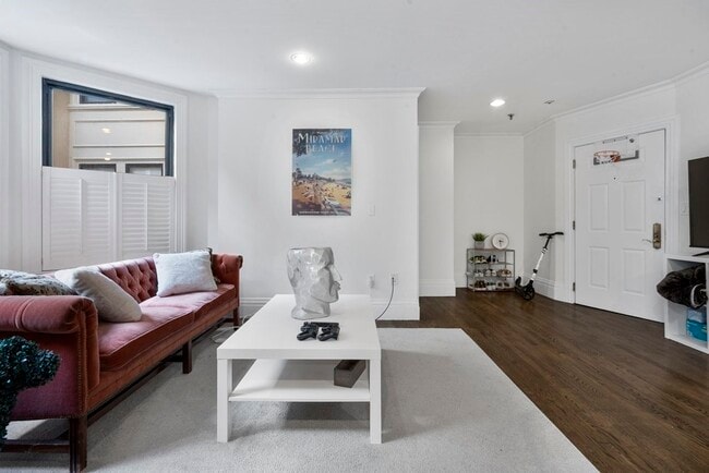 Building Photo - 390 Commonwealth Ave