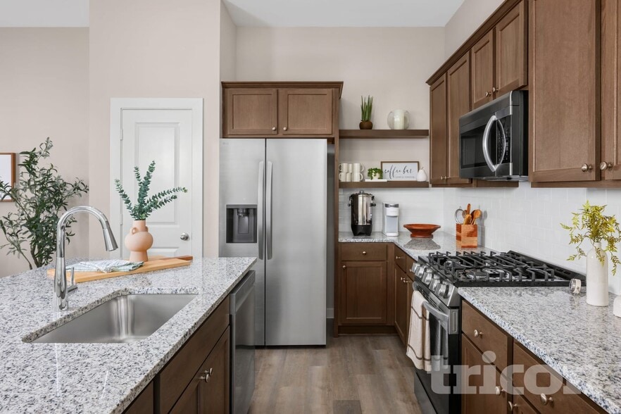 Building Photo - 4309 Stonybrooke Dr