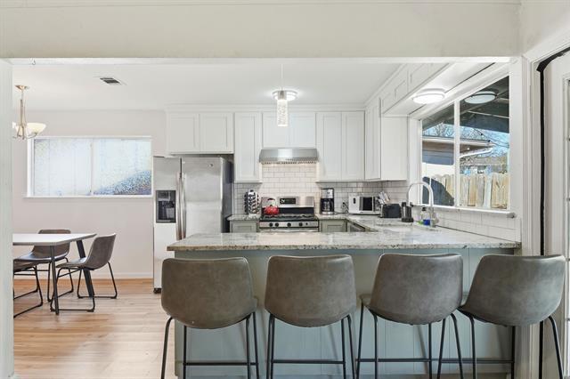 Building Photo - 802 Buckingham Pl