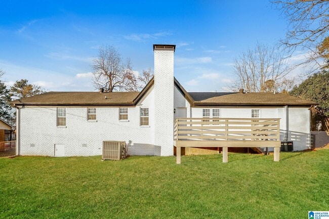 Building Photo - 602 Greenbriar Rd