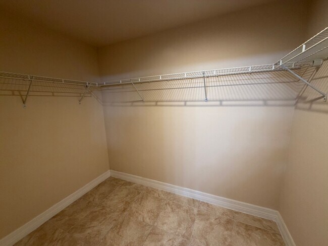 Building Photo - 3116 37th St SW