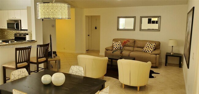 Building Photo - 2075 Borealis Way