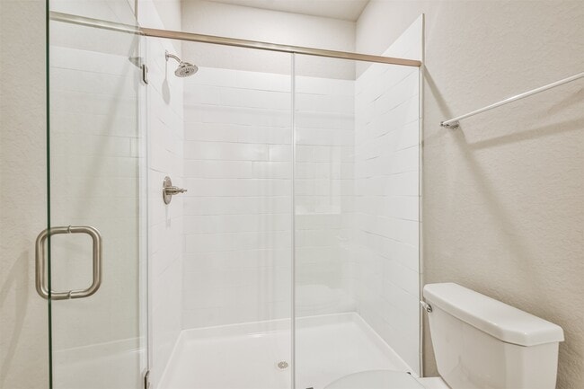 Building Photo - 9800 Grosbeak Ln