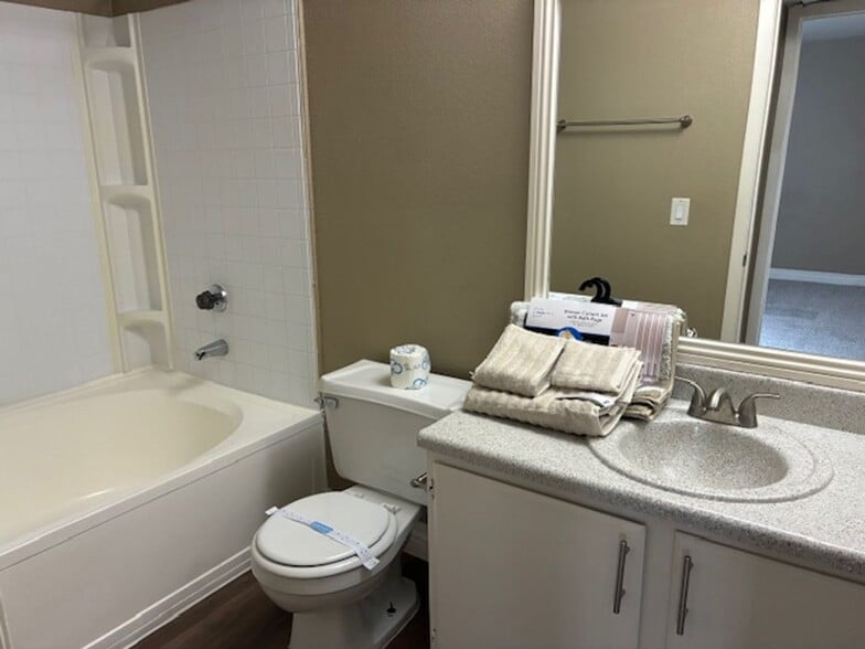 Interior Photo - Mandalay Bay Apartments