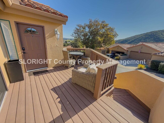 Building Photo - AVAILABLE APRIL - Beautifully Updated Home in Avila Beach - 3 Bed / 2.5 Bath