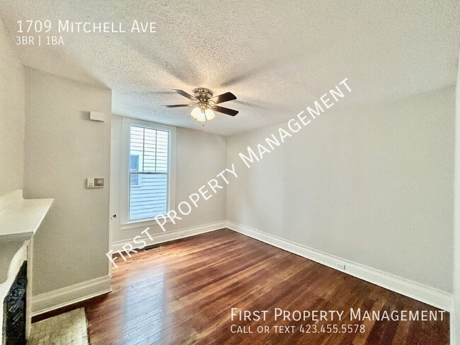Building Photo - 1709 Mitchell Ave