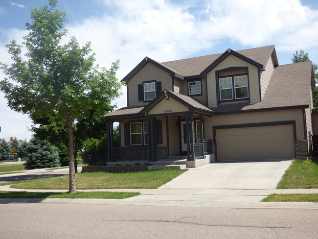 Building Photo - Stunning 4 bedroom/ 2.5 bath home with 2 car Attached Garage in Fort Collins, Colorado
