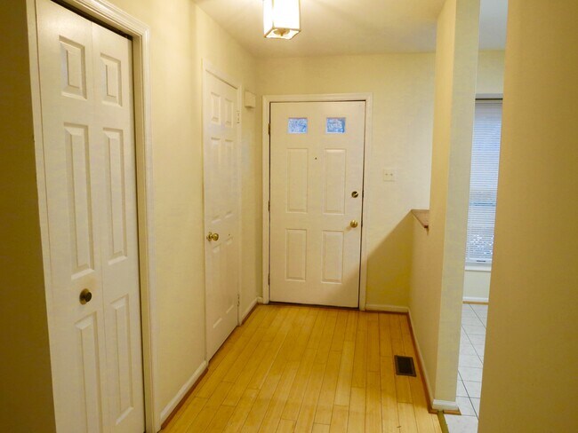 Building Photo - 13671 Cedar Creek Ln