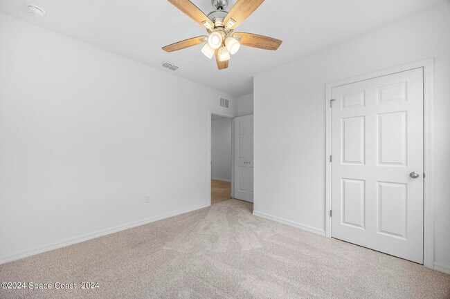 Building Photo - 1253 Dunes Ave