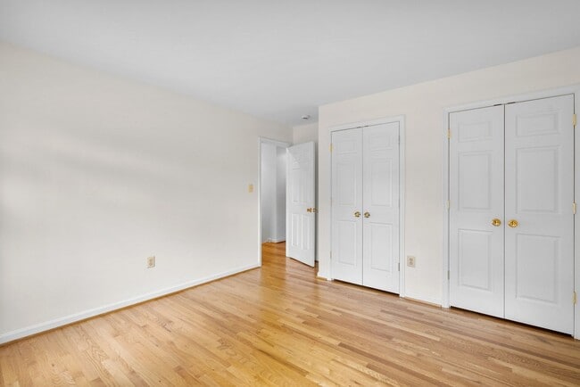 Building Photo - 4 Bed 3 Bath - Silver Spring Single Family...