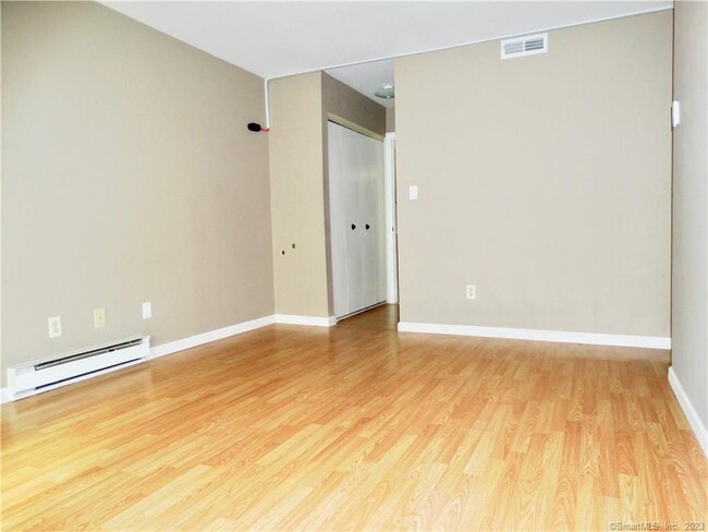 Building Photo - 155 Candlewood Dr