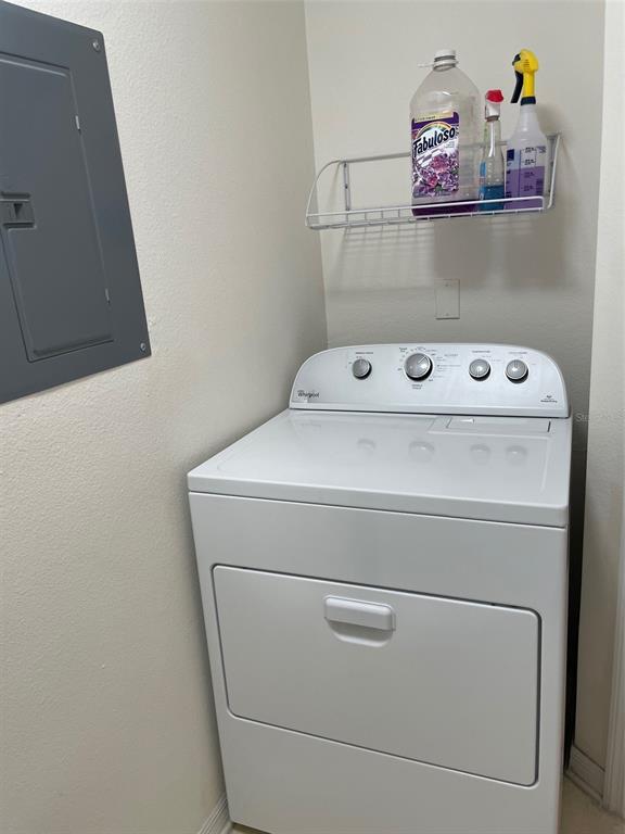 Building Photo - 1909 Summer Club Dr