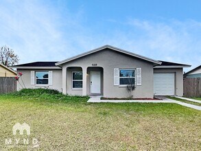 Building Photo - 628 Royal Palm Dr