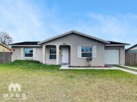 Building Photo - 628 Royal Palm Dr