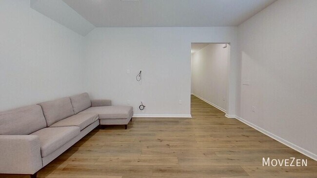 Building Photo - 808 Falls Grove Trl