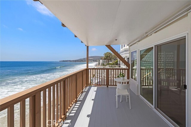Building Photo - 1045 Gaviota Dr